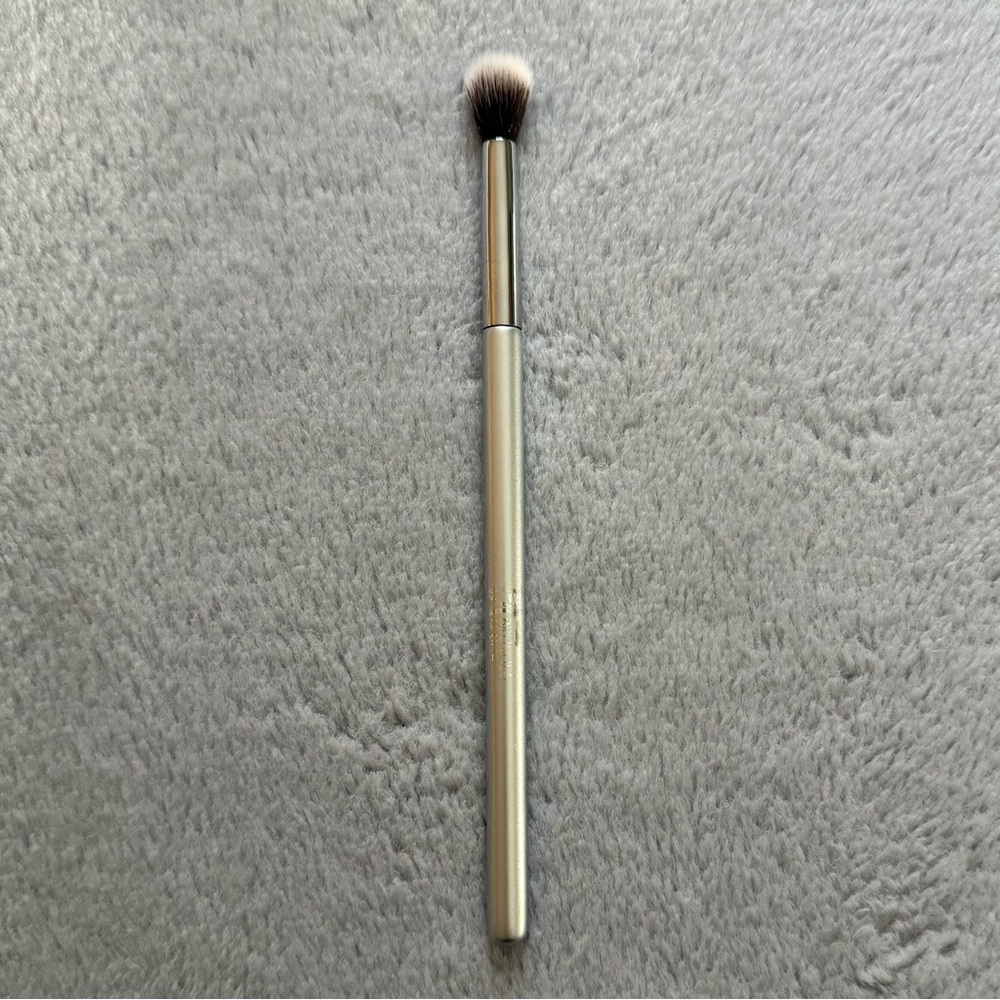 3/$30 🌸 Gently Used It Brushes for Ulta Airbrush Blending Crease #105